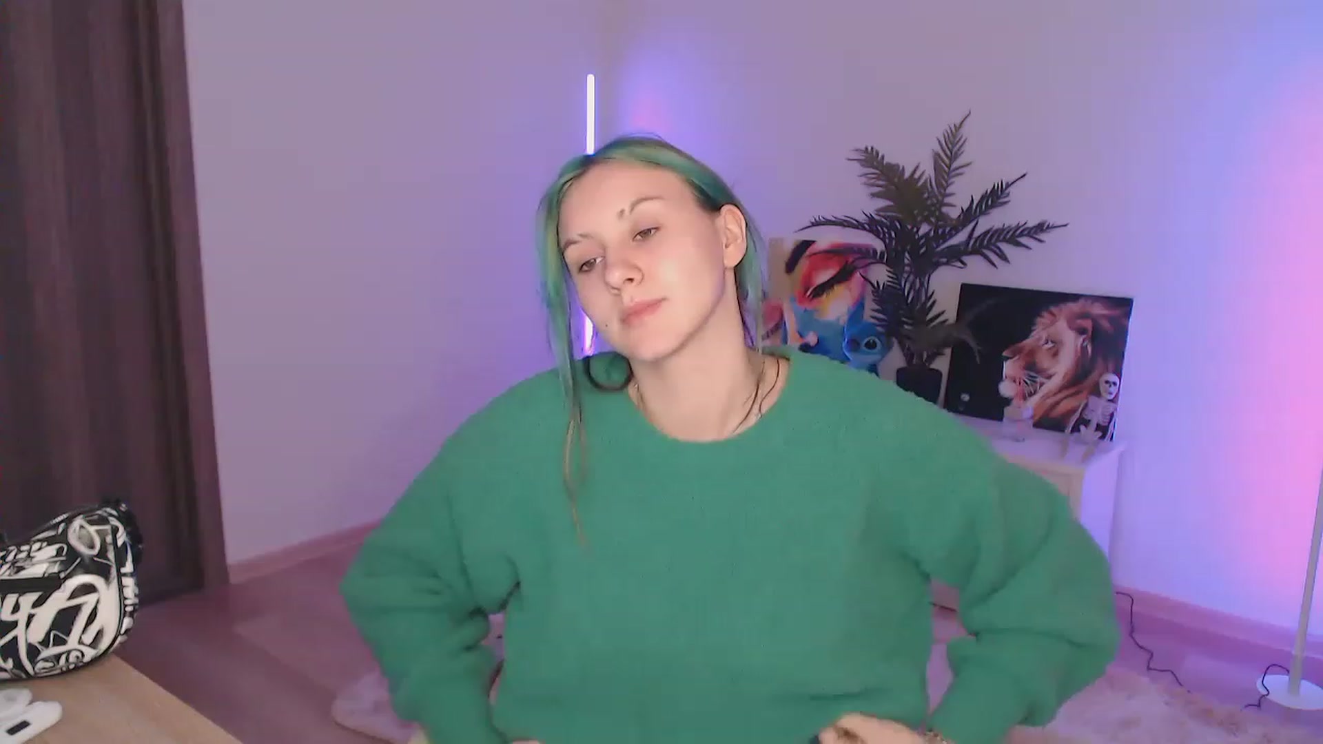 MiaPhaola video thumbnail