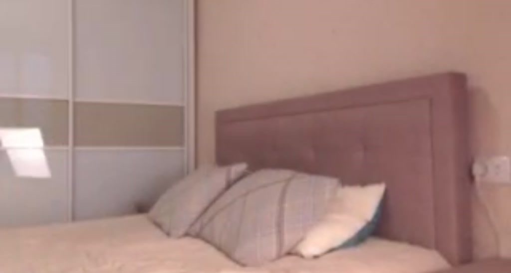 NellyBee video thumbnail