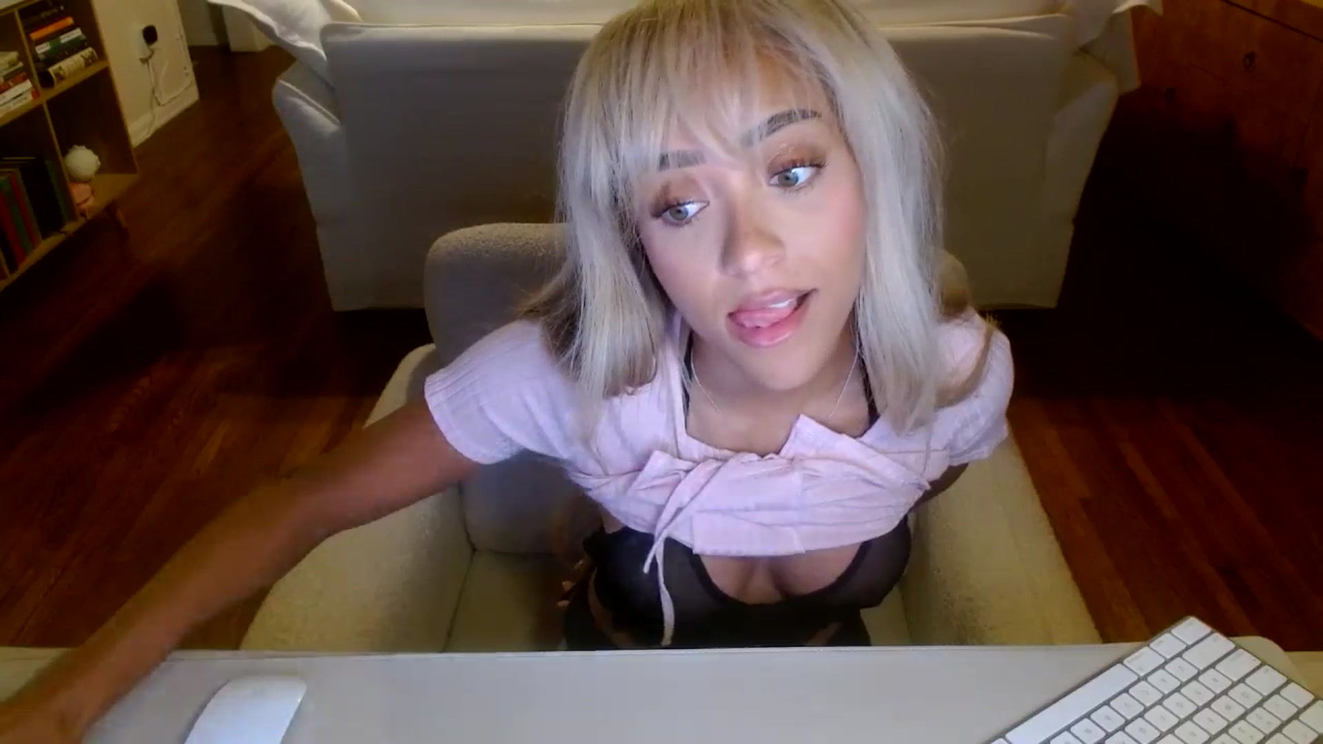 rosiewestttt video thumbnail
