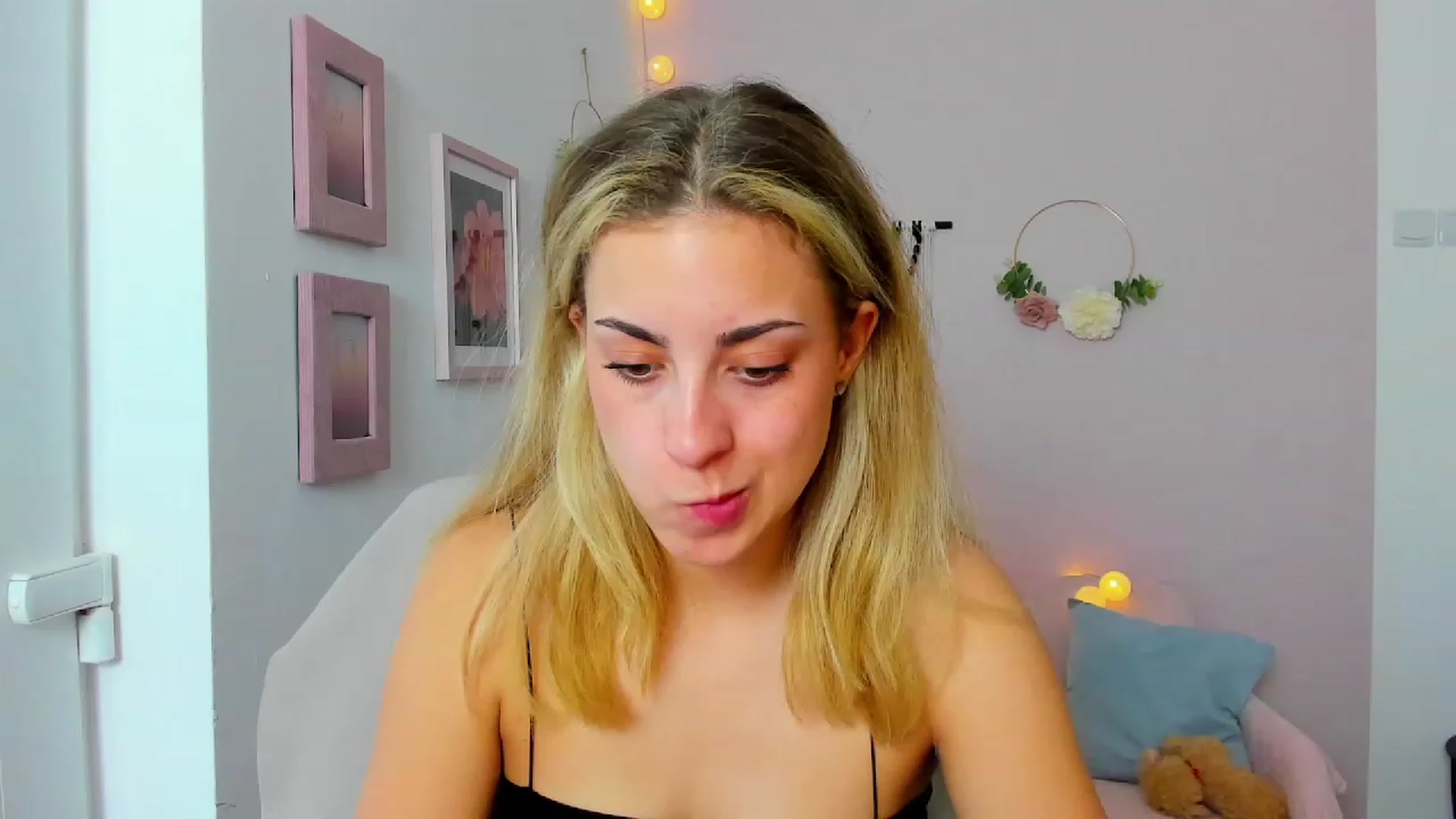 Gia_Lopez18 video thumbnail