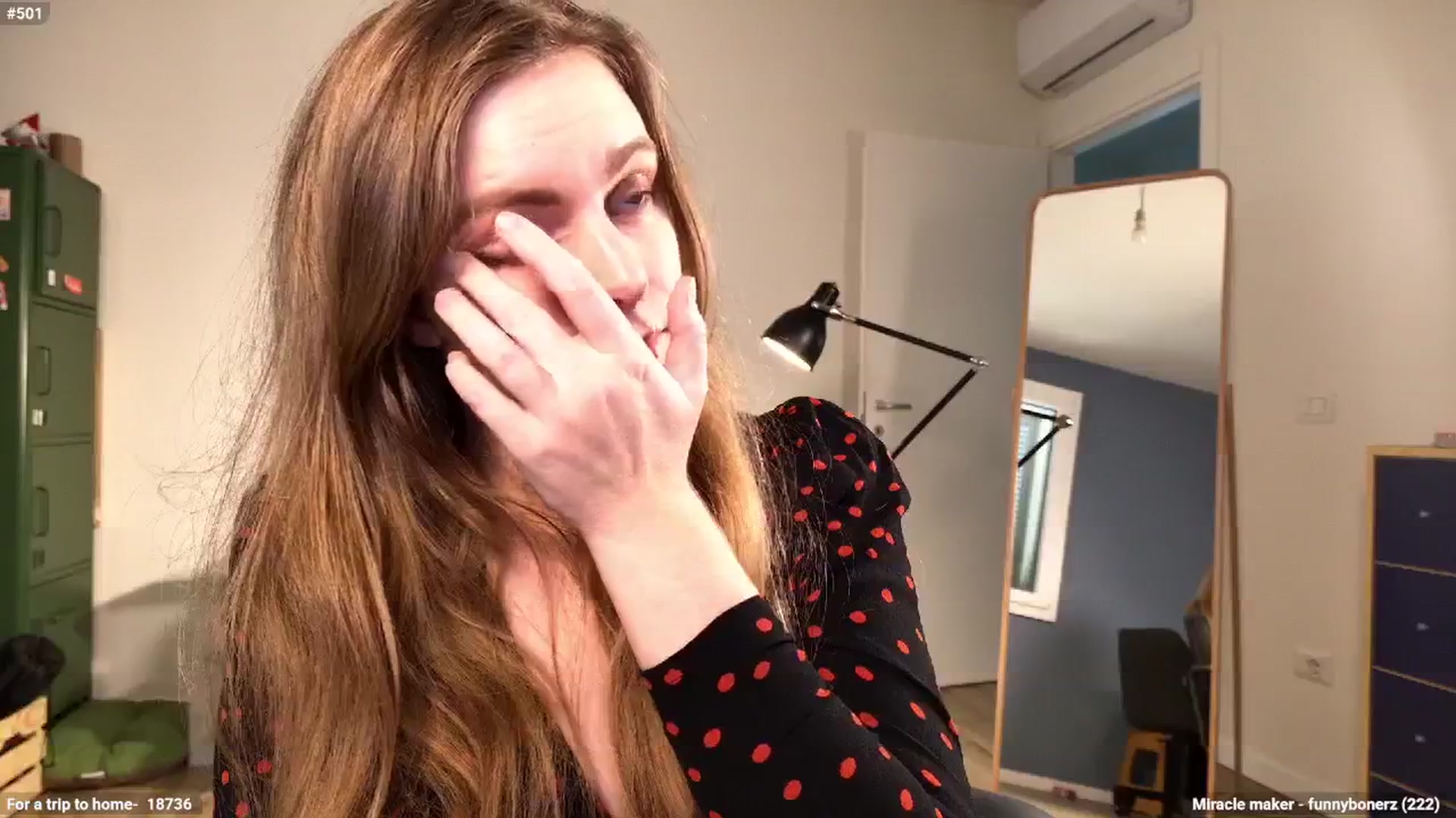 Personage video thumbnail