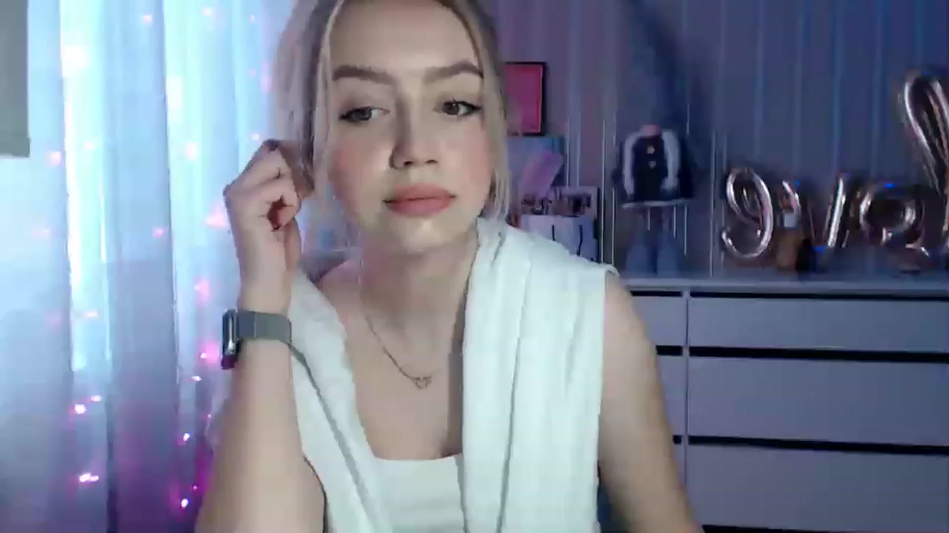CutieeBlondie video thumbnail