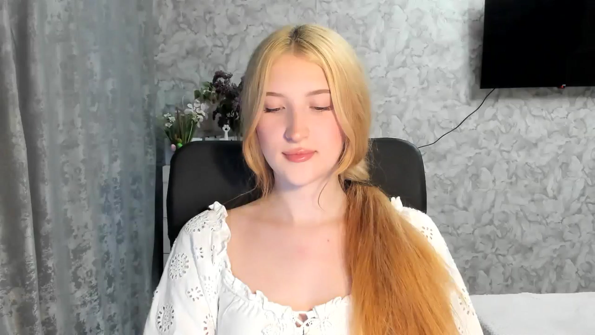 Ilona_Here video thumbnail