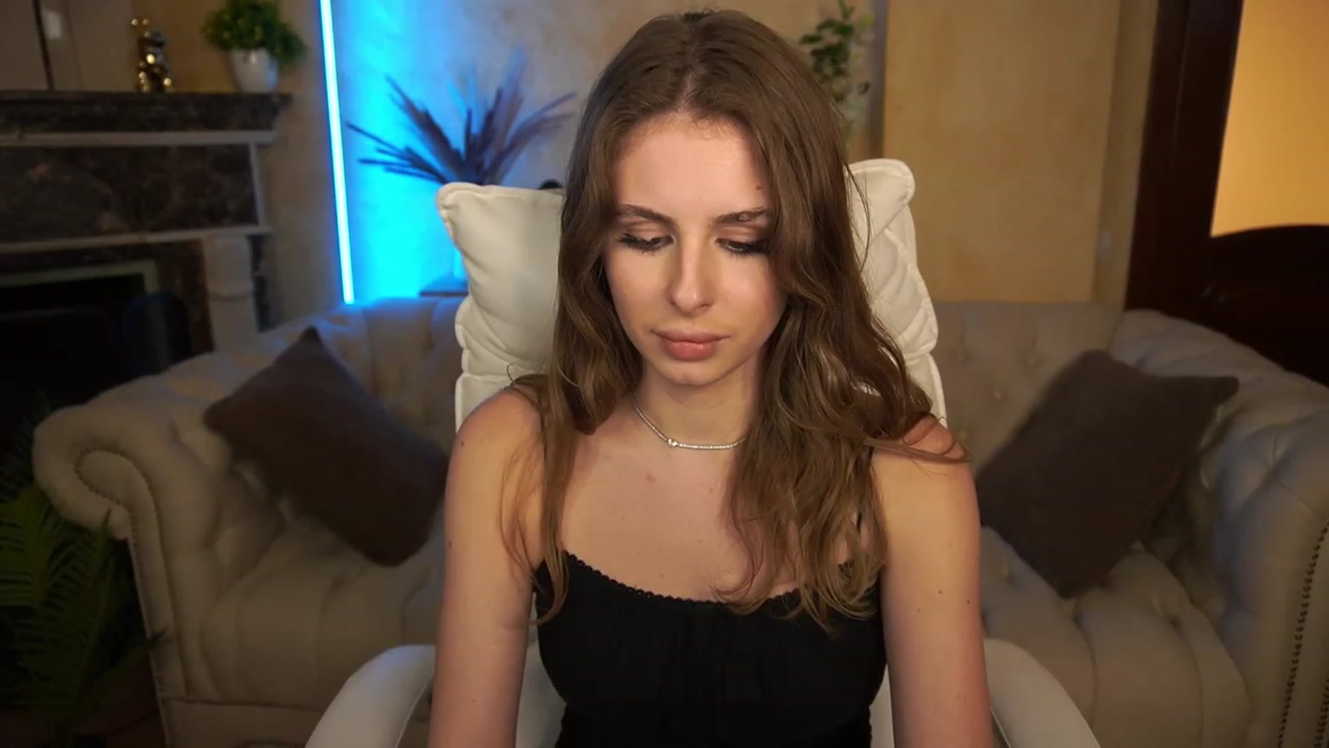 MissGadriela video thumbnail