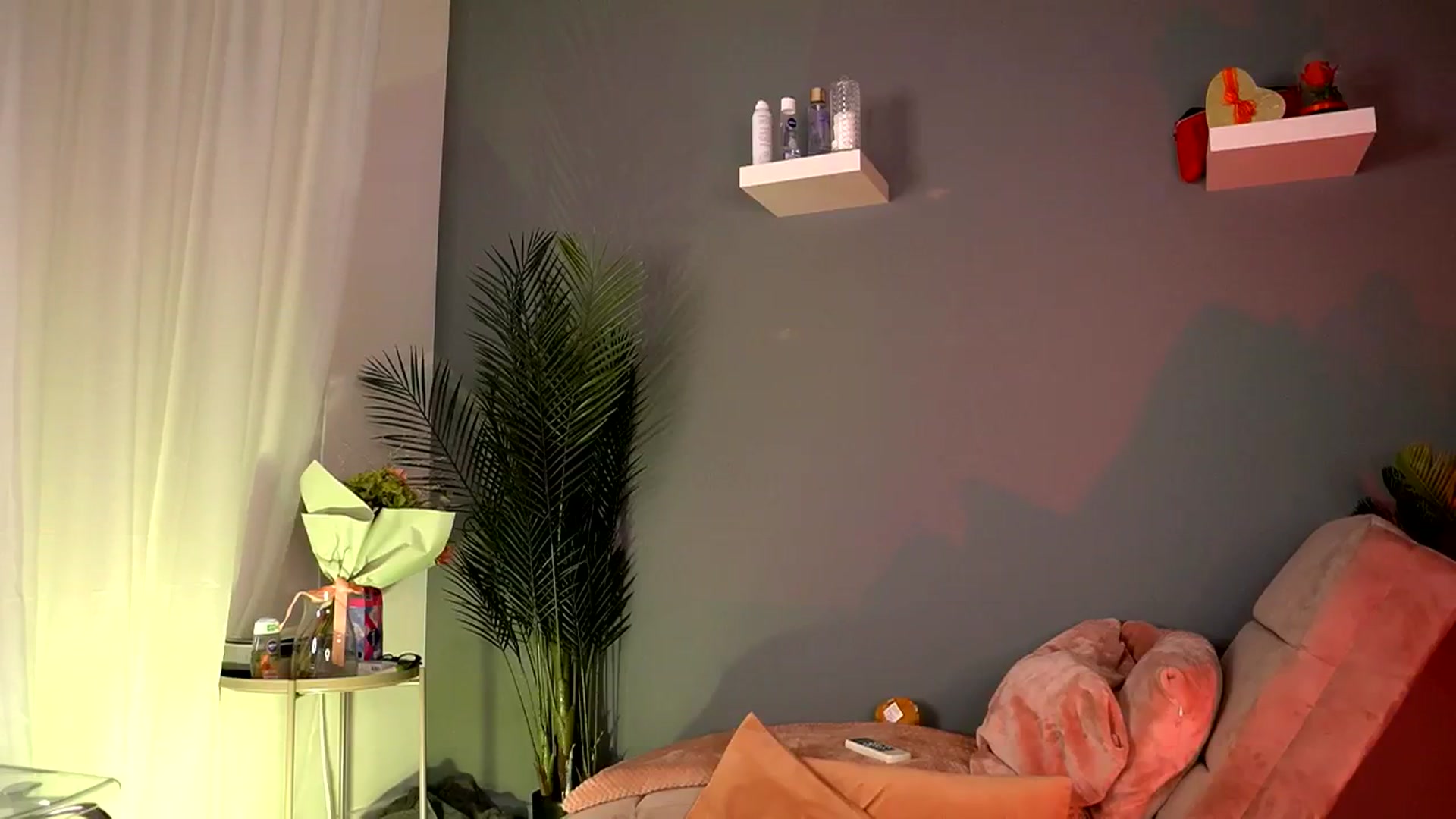 BetsyGonzale video thumbnail