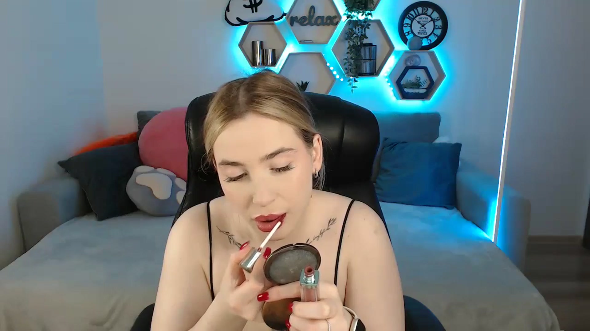SabrinaViolet video thumbnail