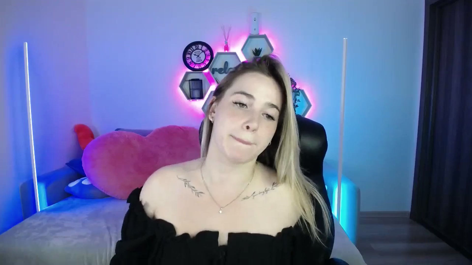 SabrinaViolet video thumbnail