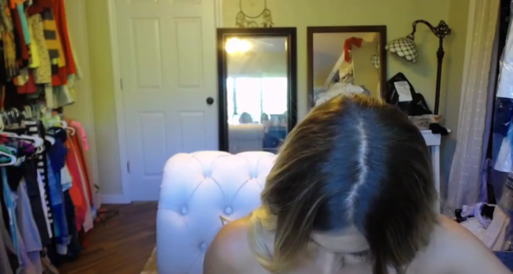 Skye_Evans_ video thumbnail