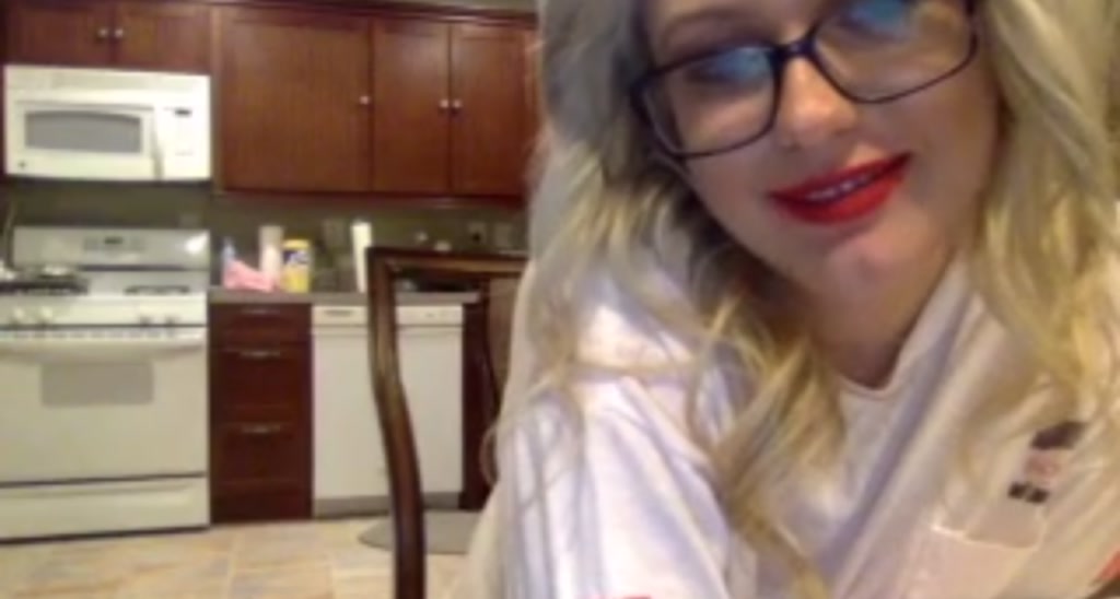 Ellielovexo video thumbnail