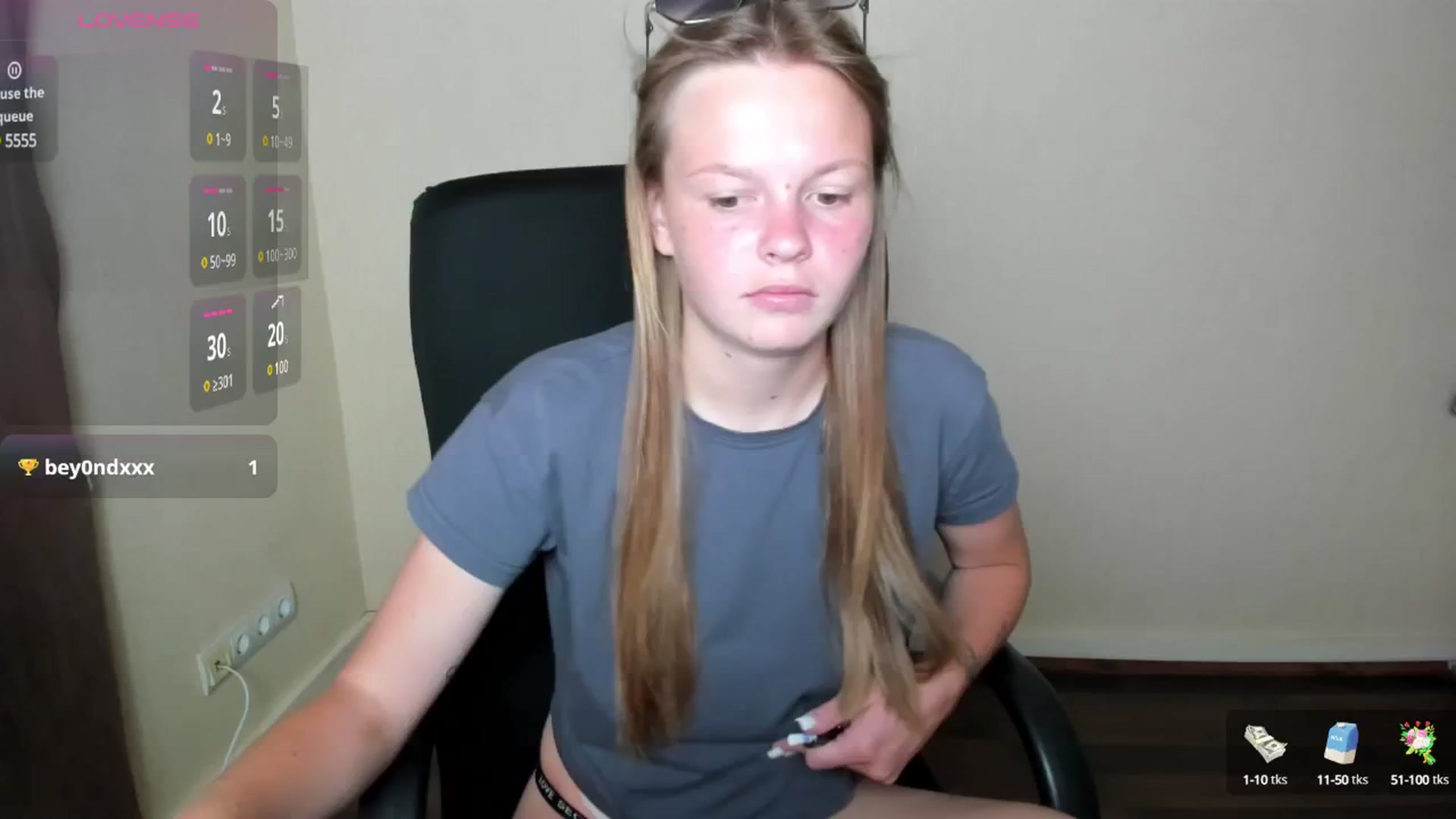 CuteDina video thumbnail