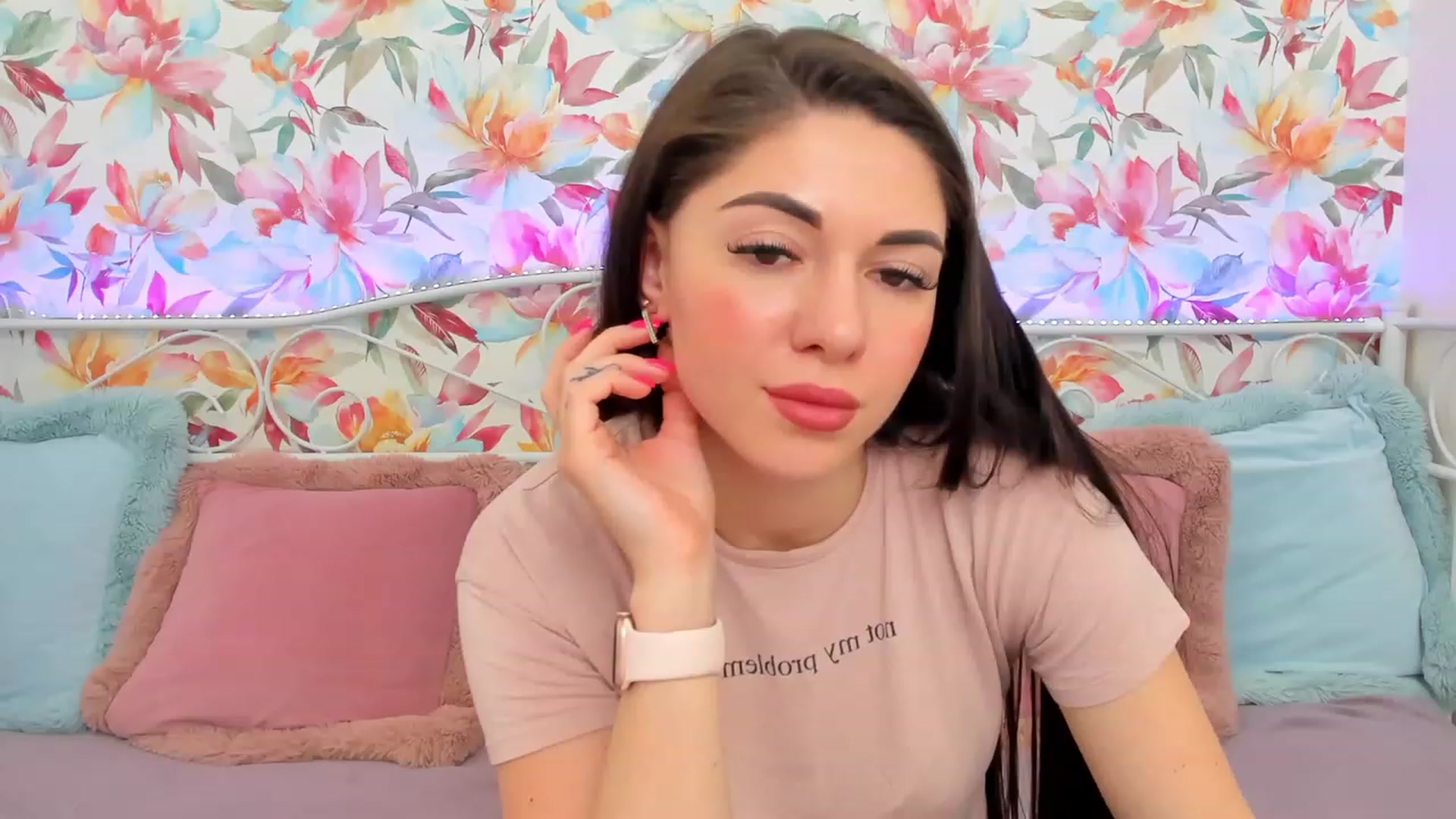 AnnaHix video thumbnail