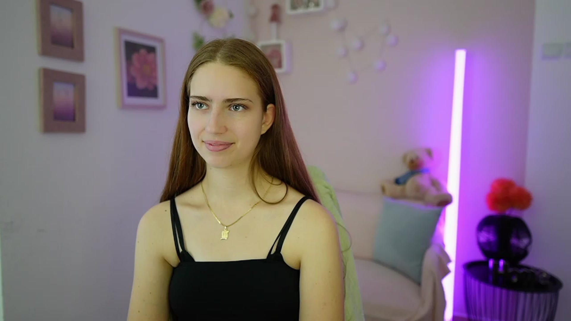 Naomi_Woods18 video thumbnail