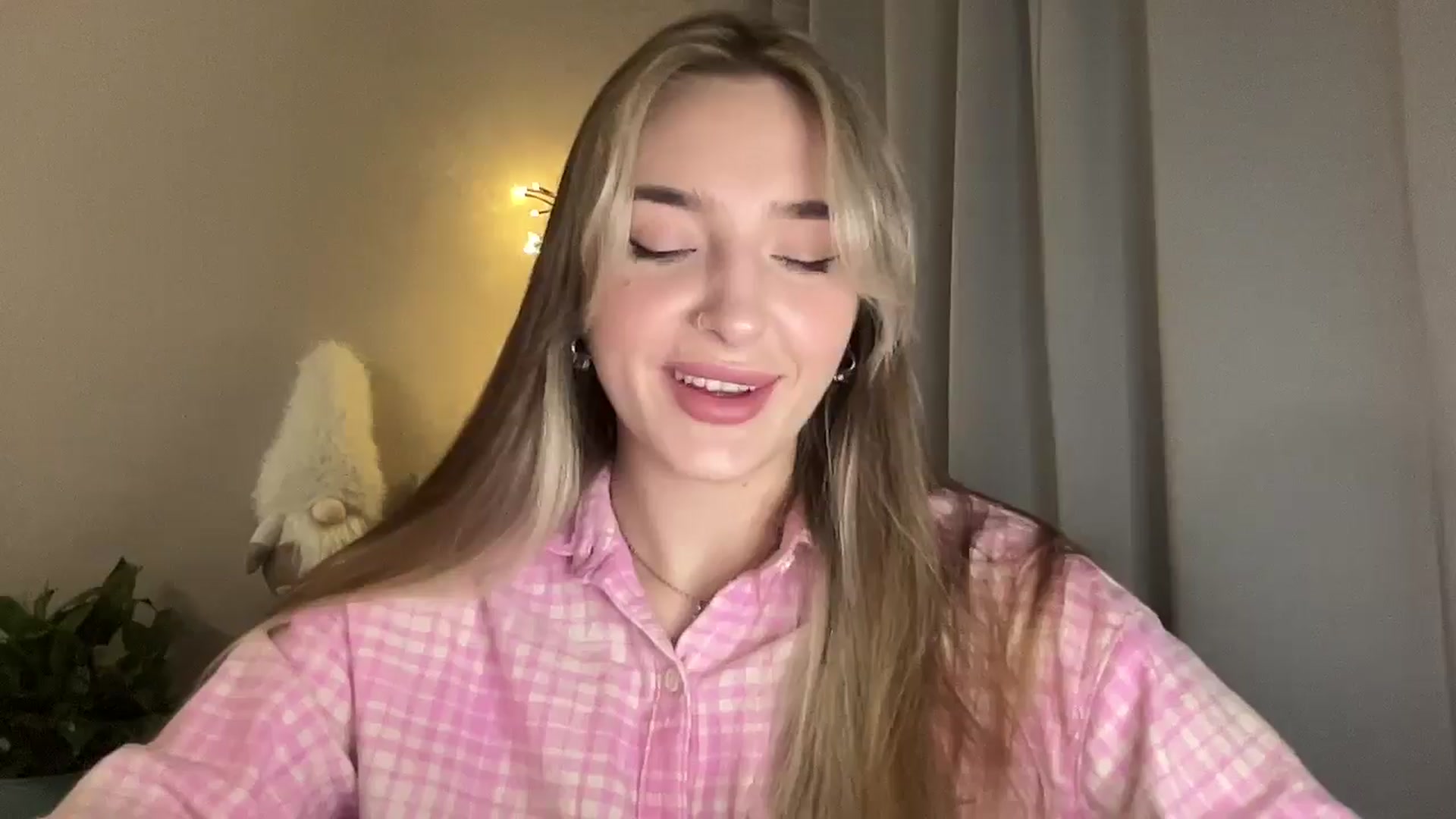 My_Diana video thumbnail