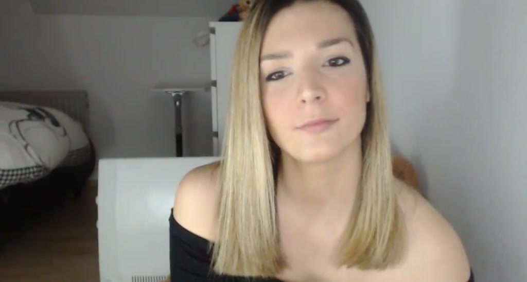 Alessndra video thumbnail