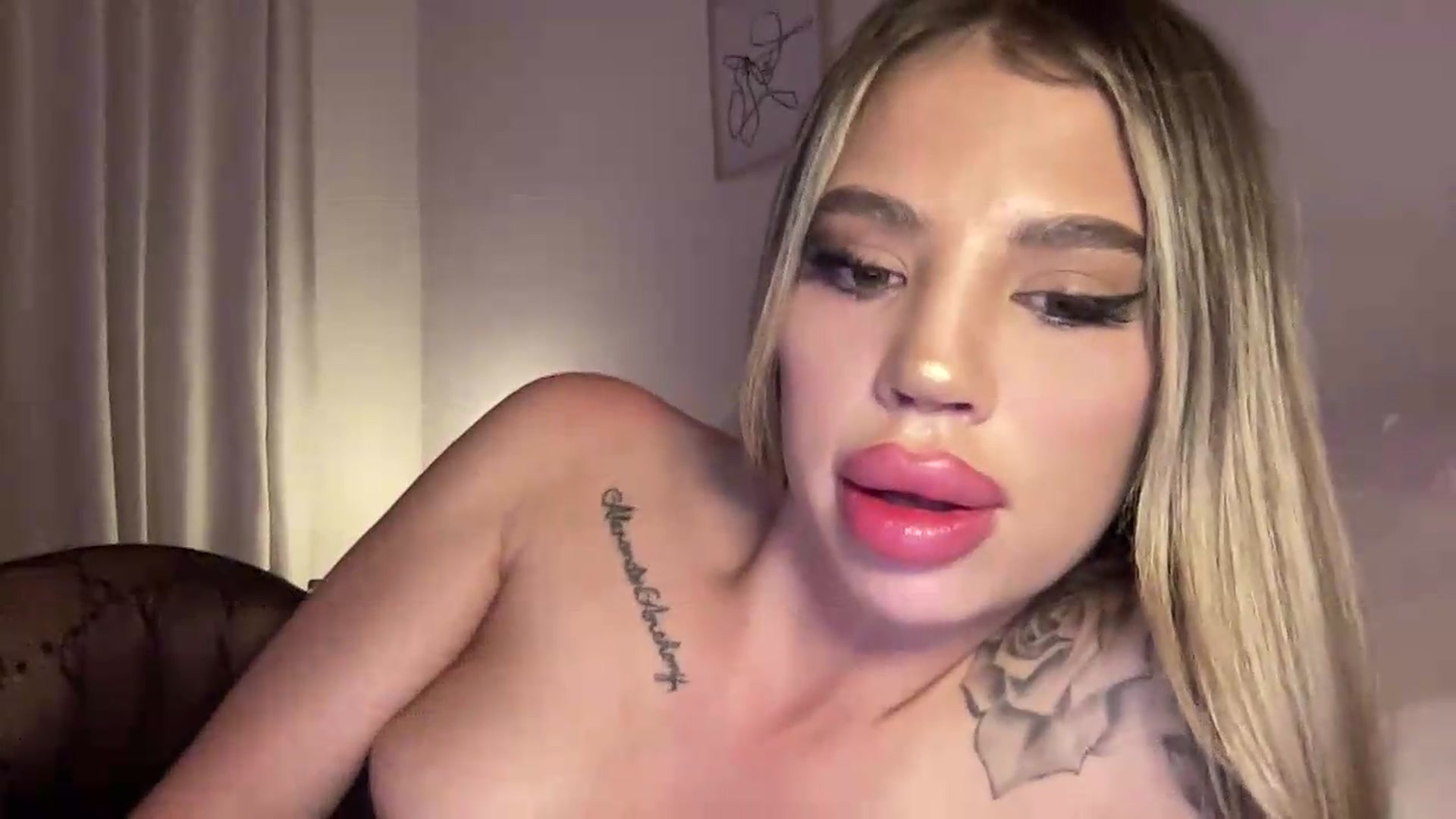 aryaaxo video thumbnail