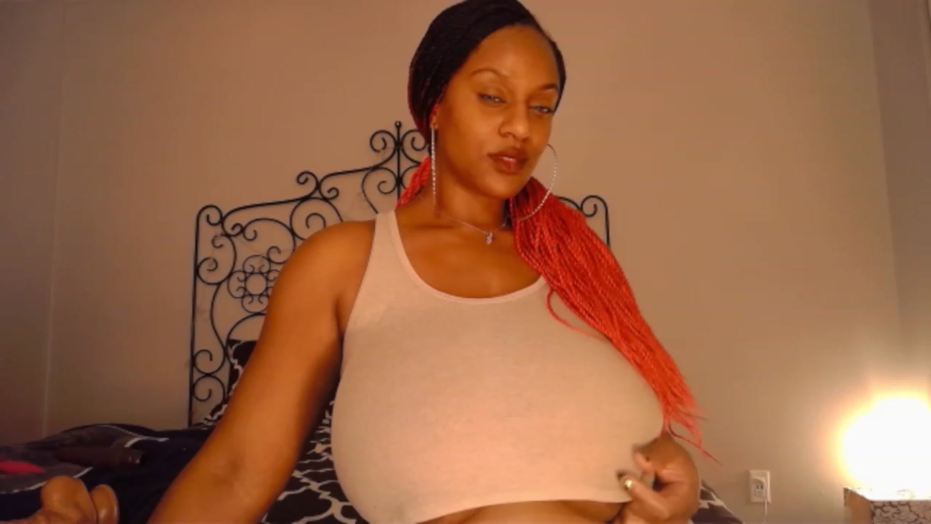 TheIconicGirl video thumbnail