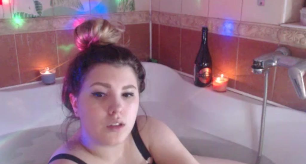 MiaBigBoobs video thumbnail