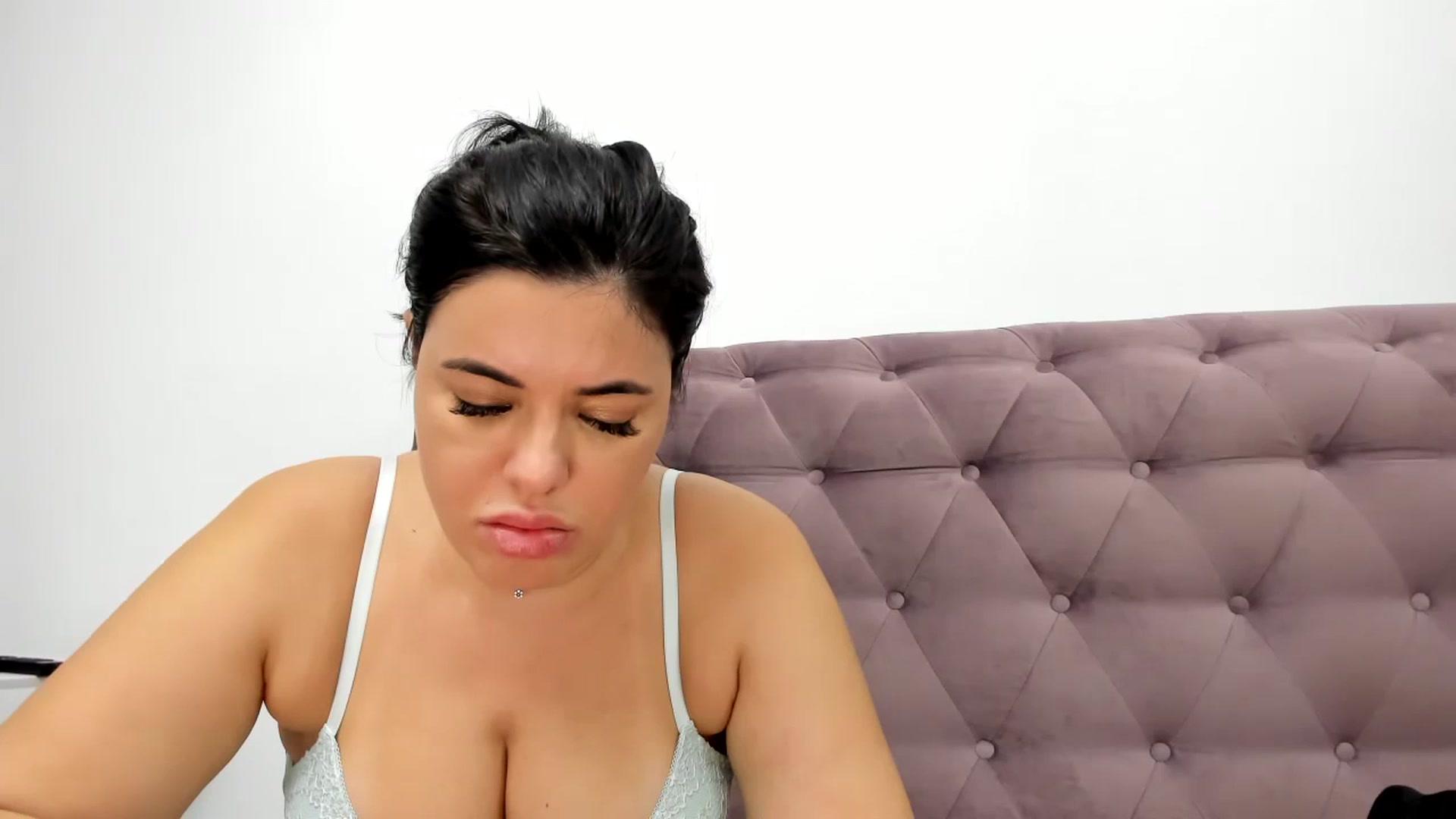 Aeena video thumbnail