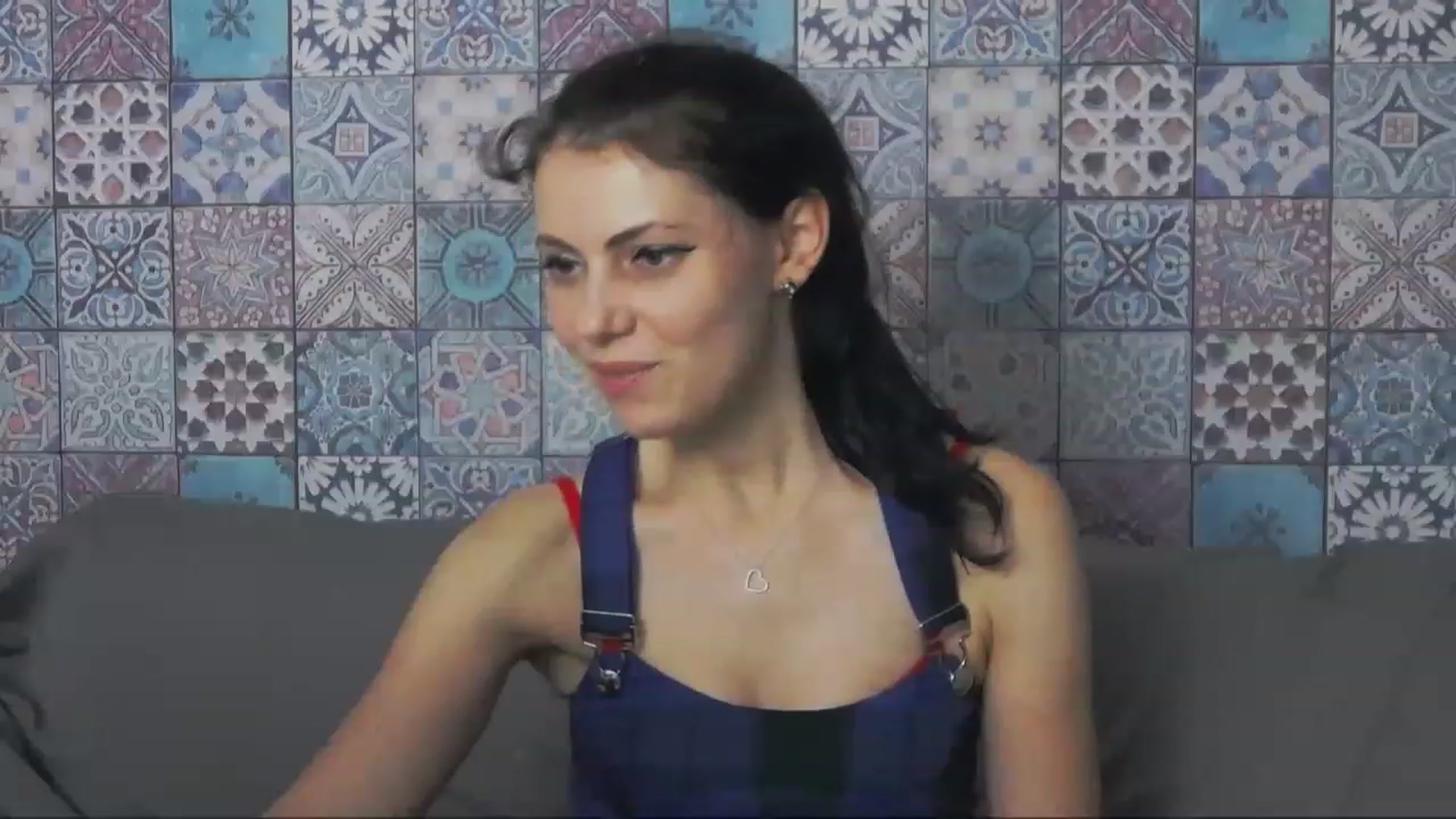 MissAracely video thumbnail