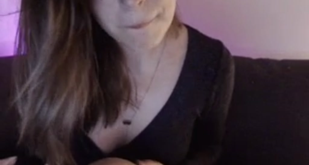 Bee_la video thumbnail
