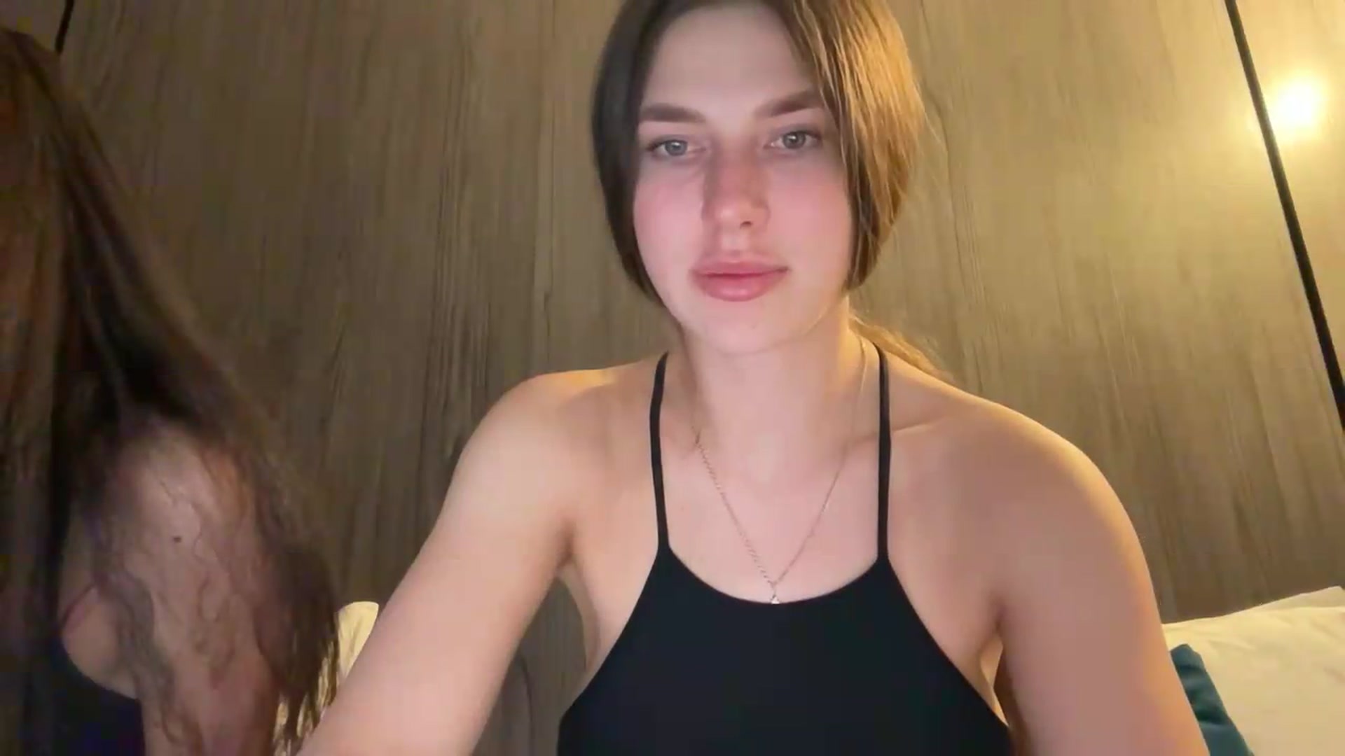 kissfreeze video thumbnail