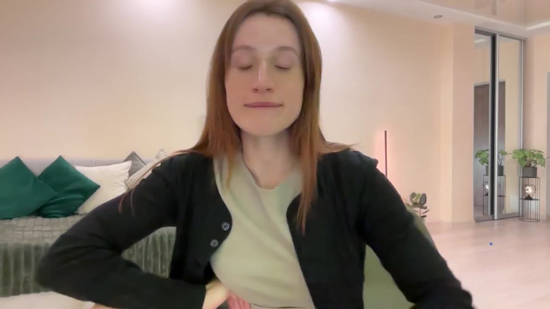 LovelyBvnny video thumbnail