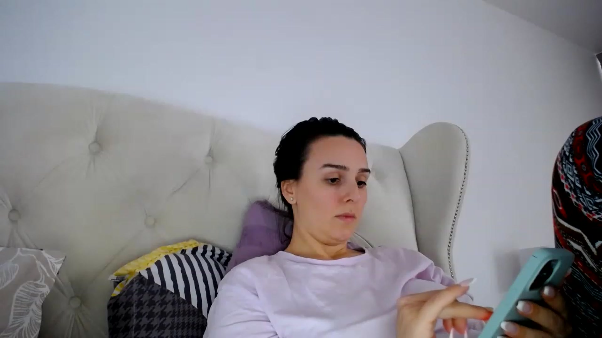 L_A_U video thumbnail