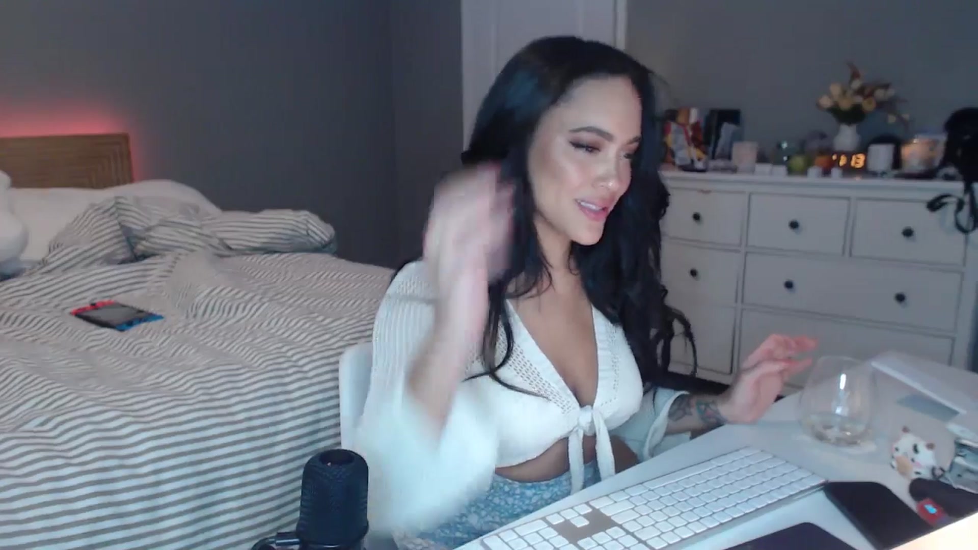 justagirl_ video thumbnail