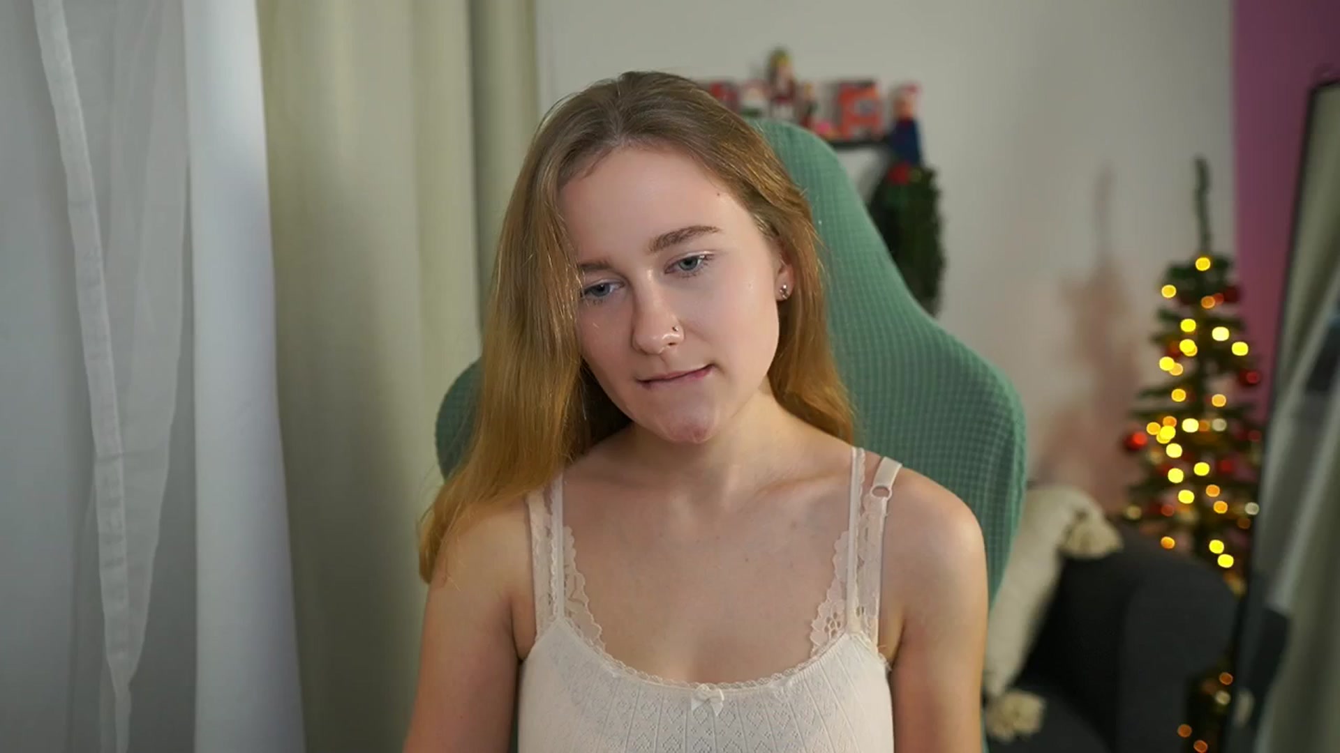 Glossy_babe_ video thumbnail