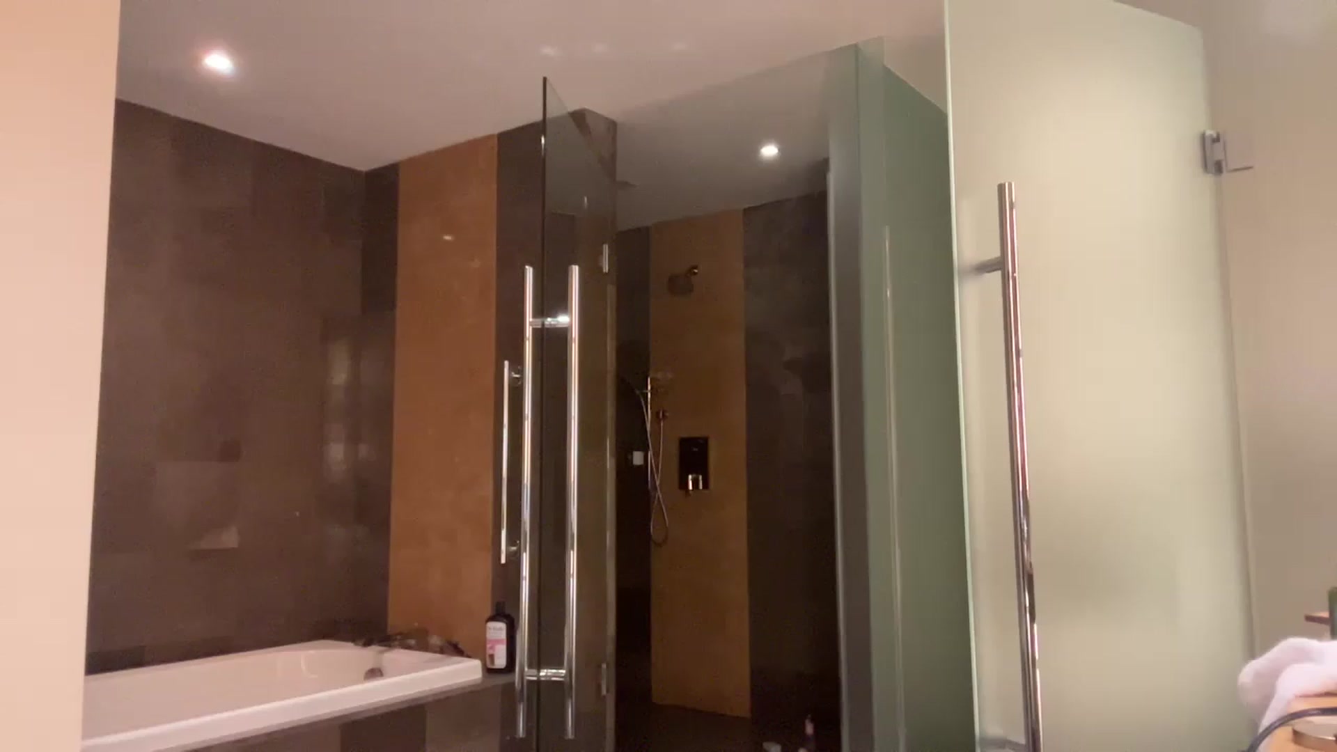 AnaFoxx video thumbnail