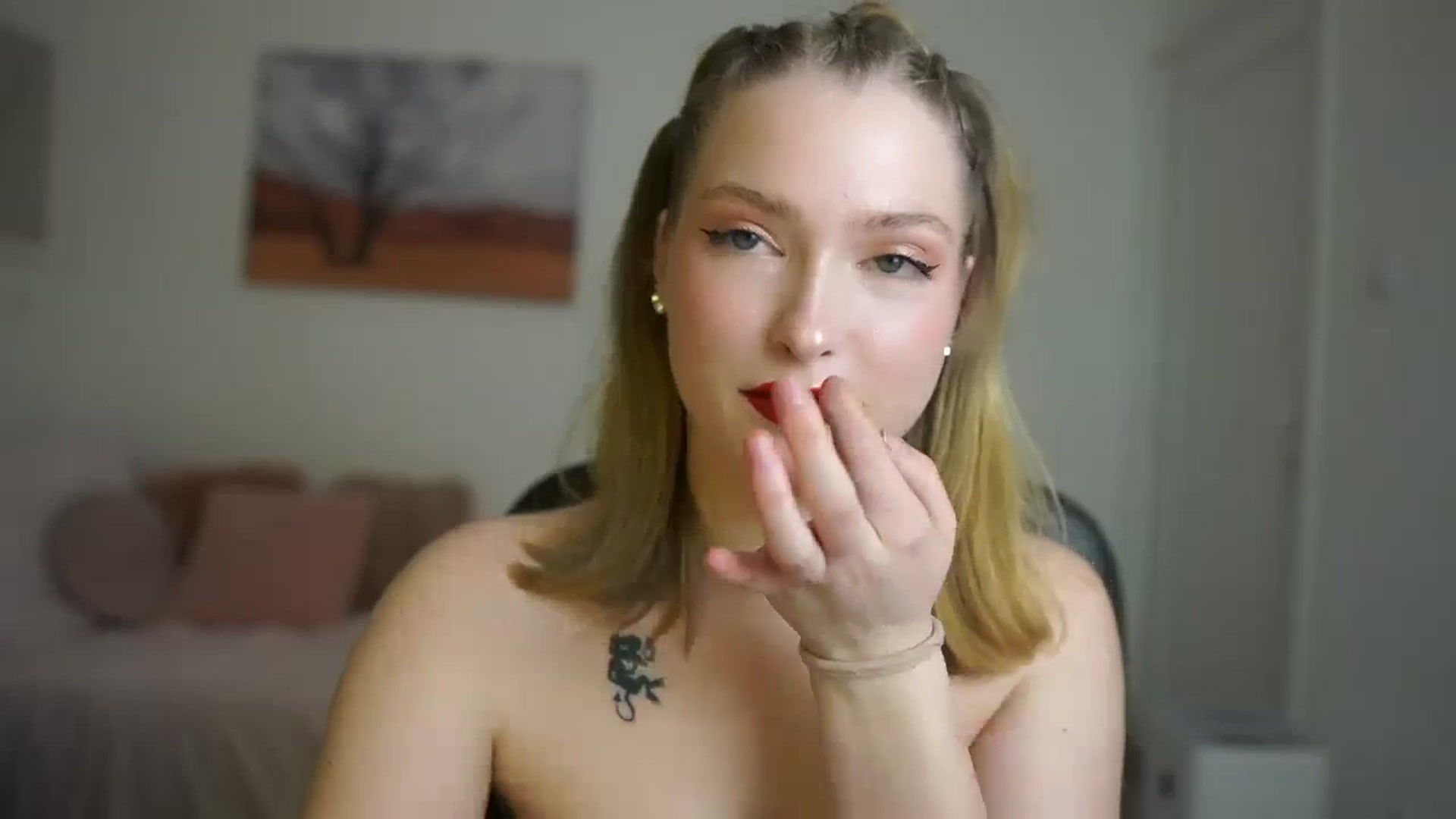 Mia_Melano_ video thumbnail