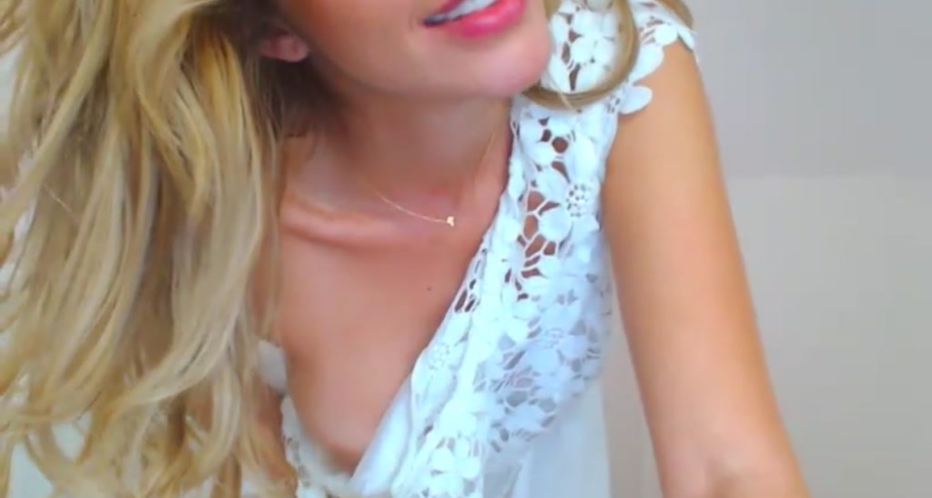 Alexa_jolie video thumbnail