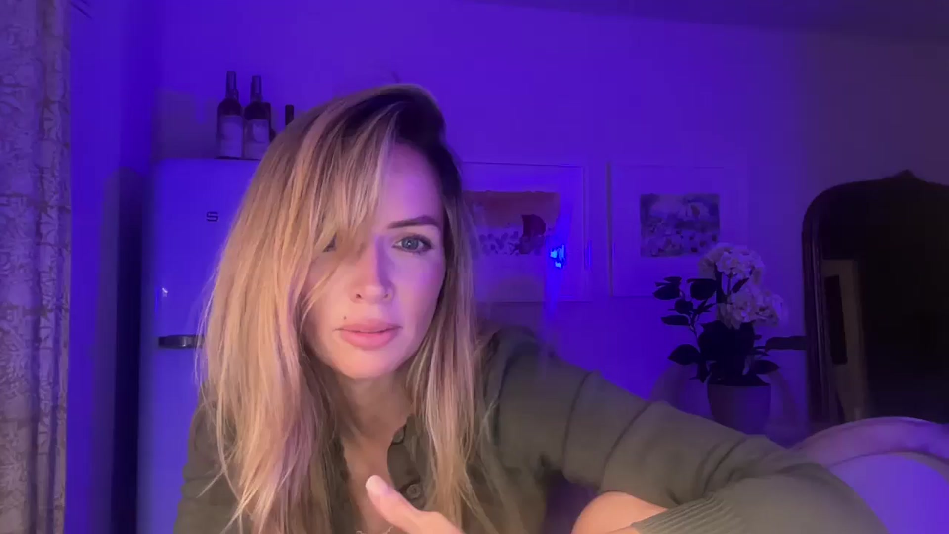 Courtney video thumbnail