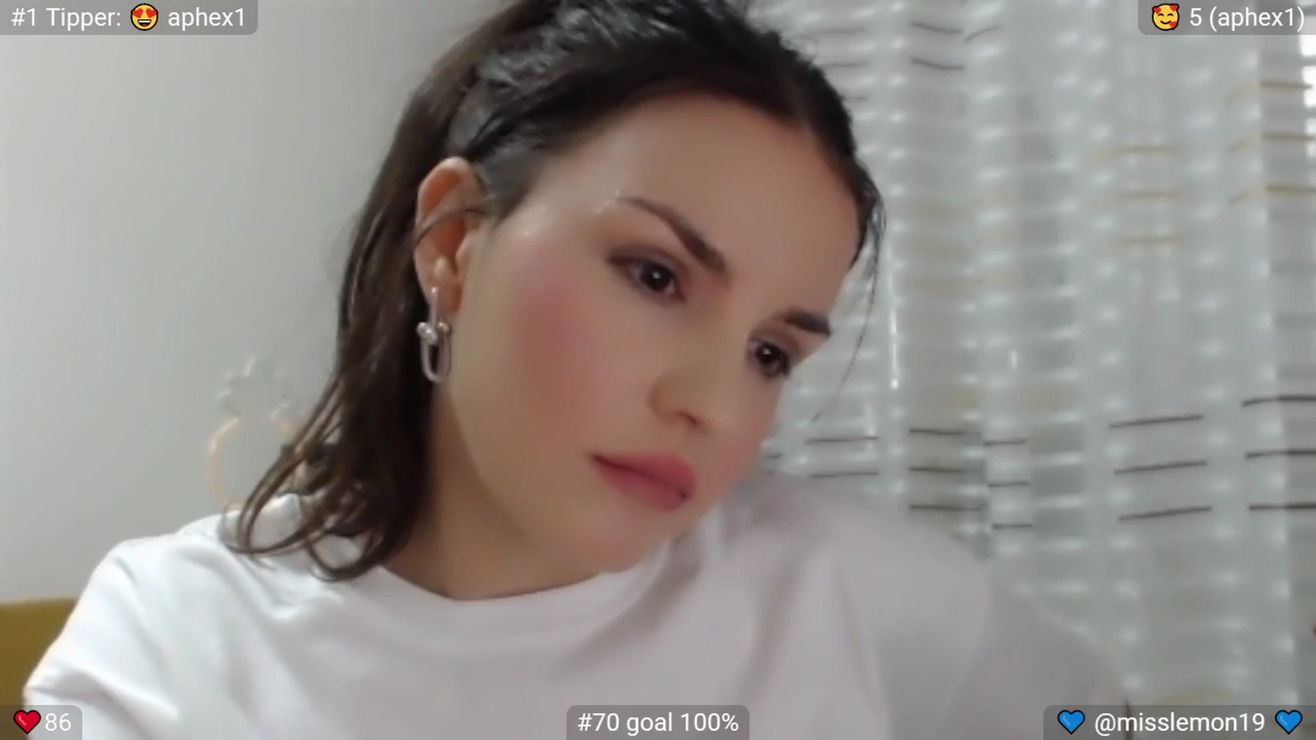 MissReno video thumbnail