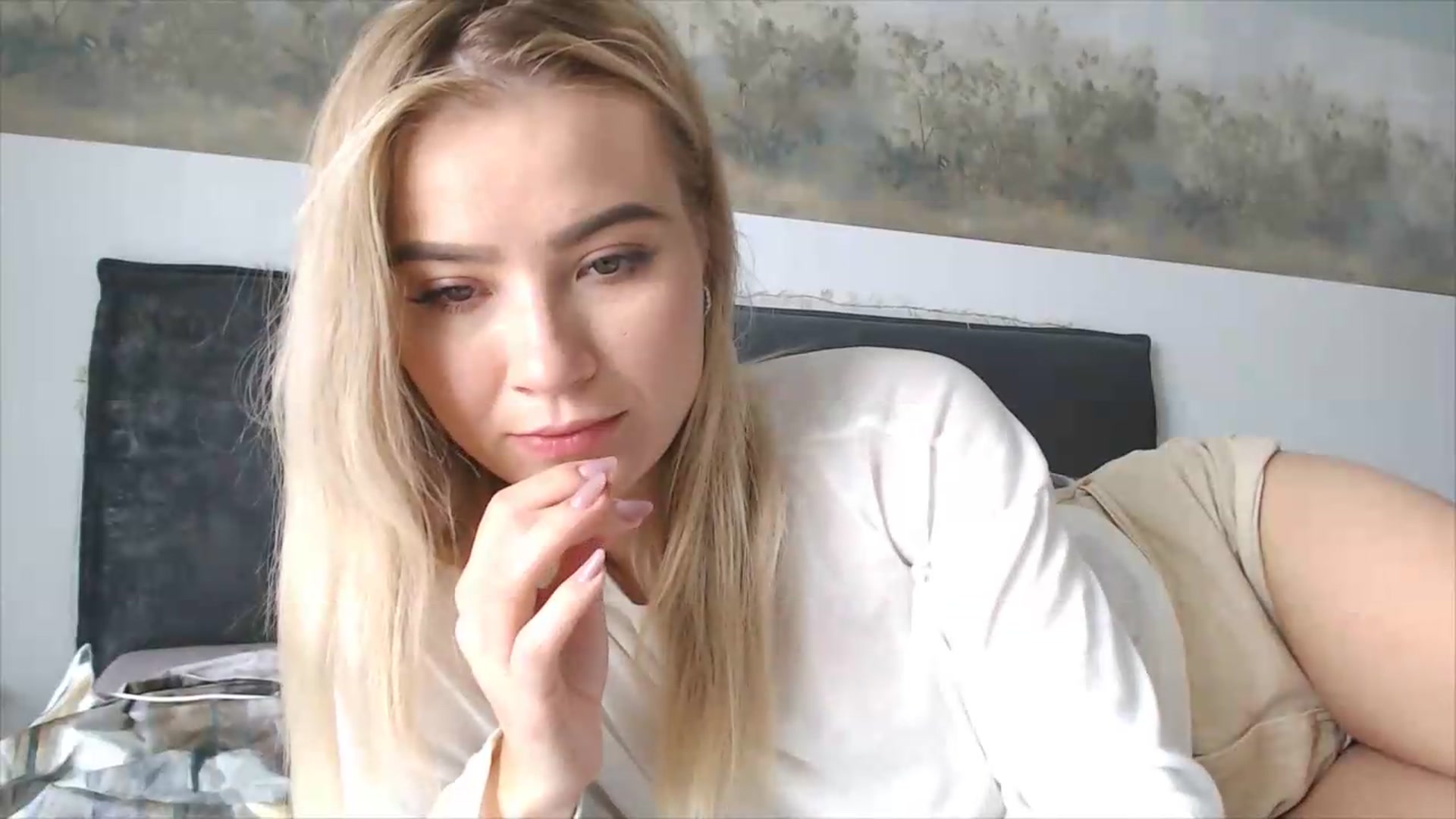fiancee video thumbnail