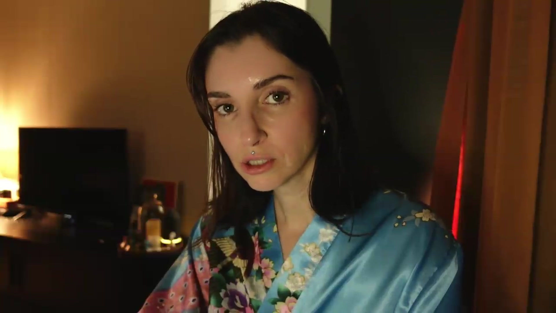 Who_The video thumbnail