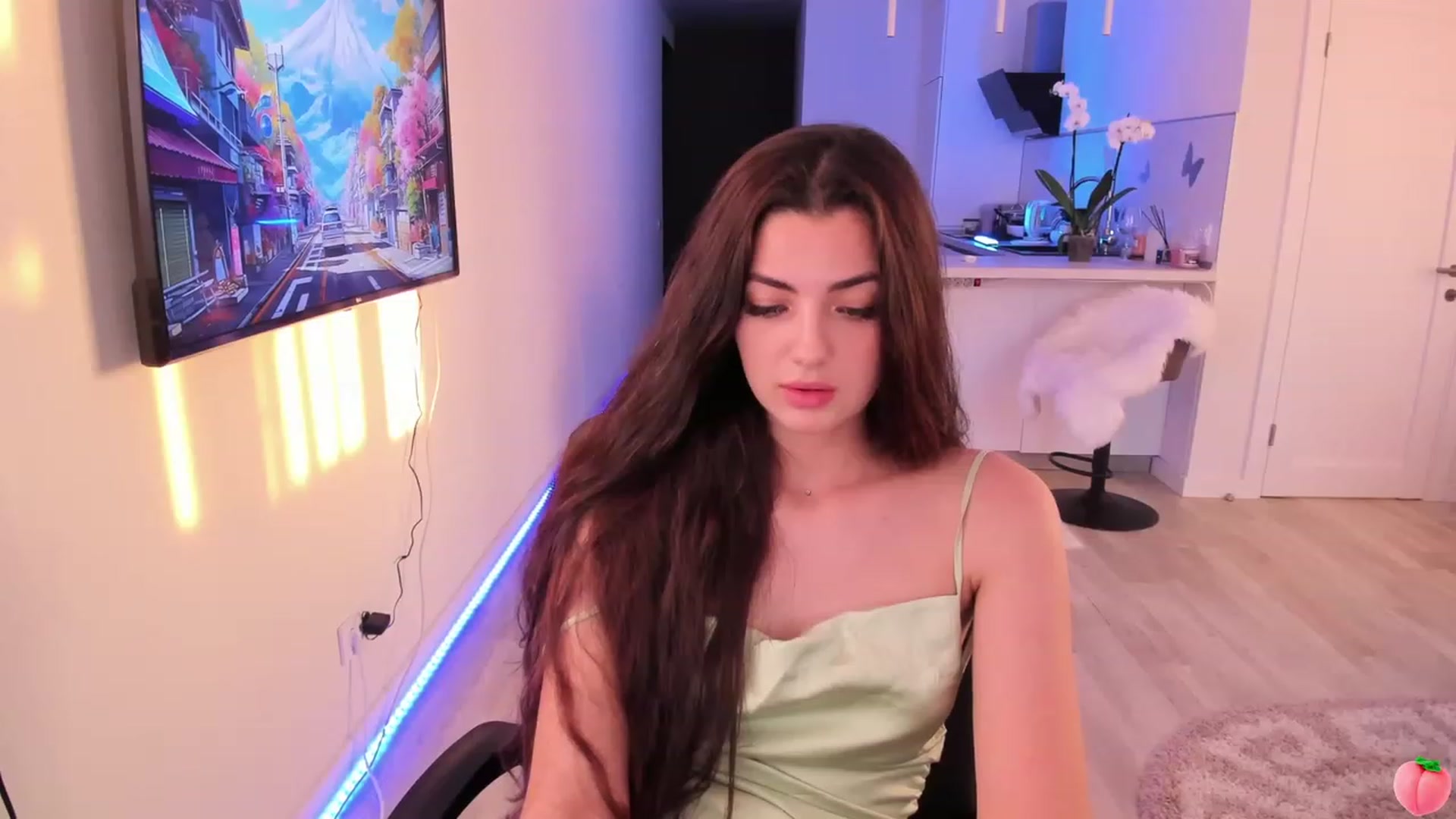wow_peach video thumbnail