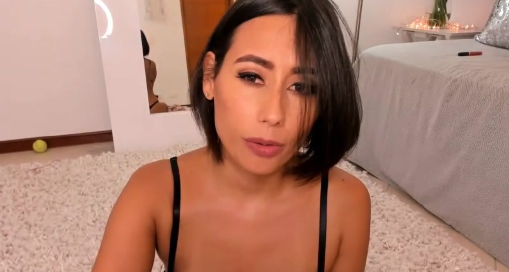 FloraBella_ video thumbnail