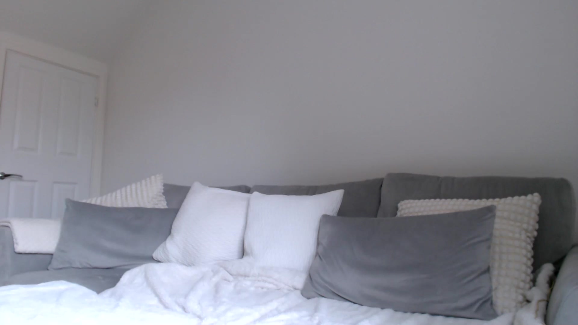 LeaIson video thumbnail