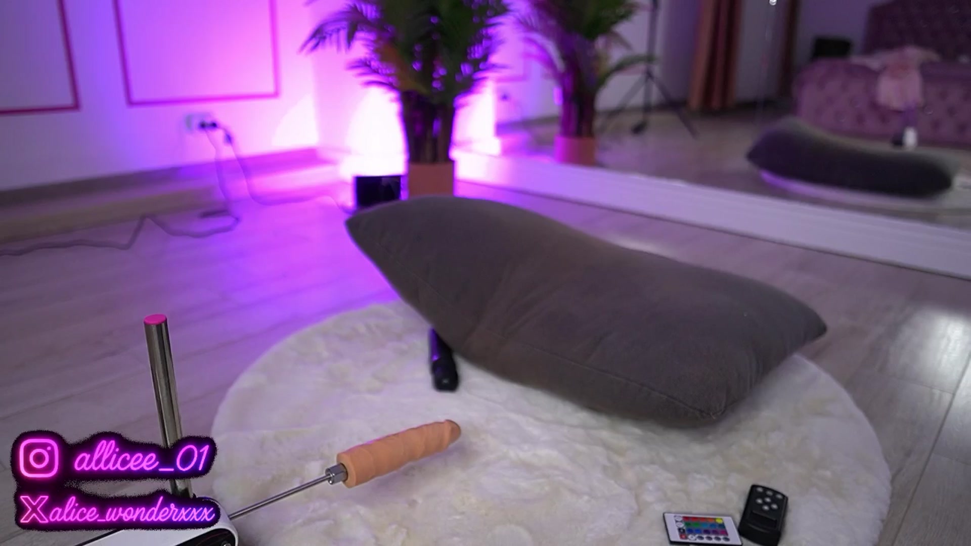 VanesaSimon video thumbnail