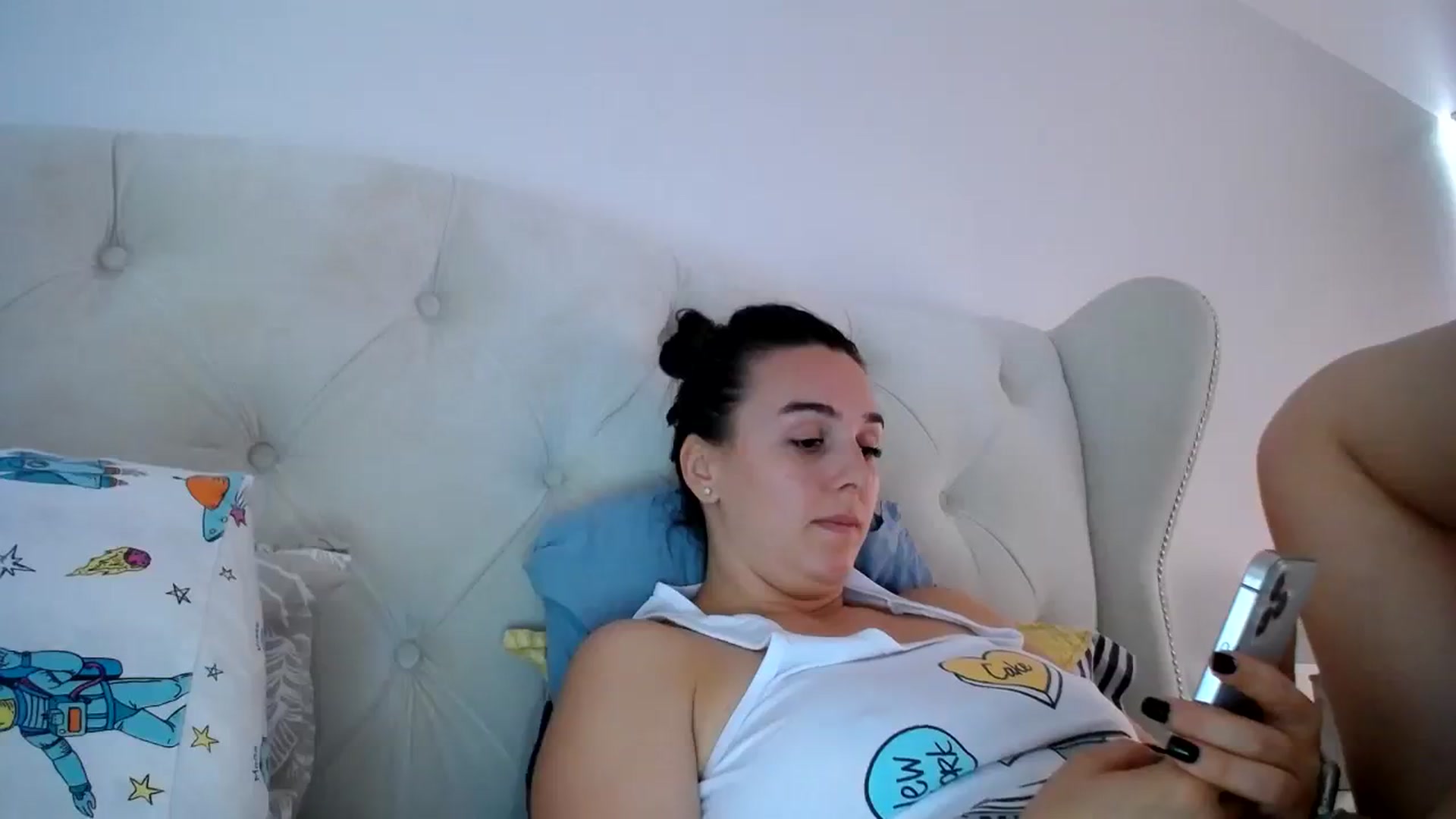 L_A_U video thumbnail
