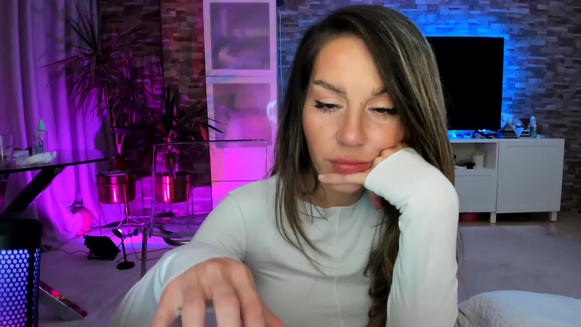 AnooKiss video thumbnail