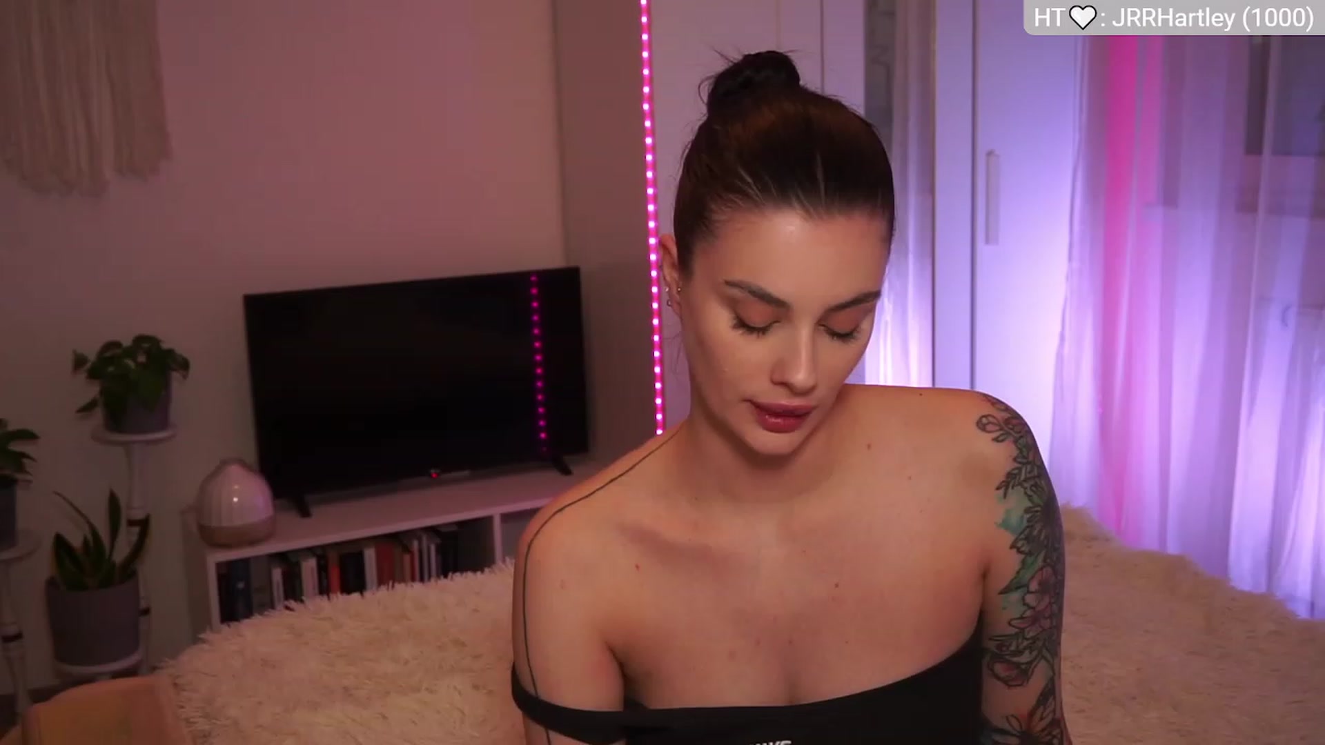 lucynutty video thumbnail