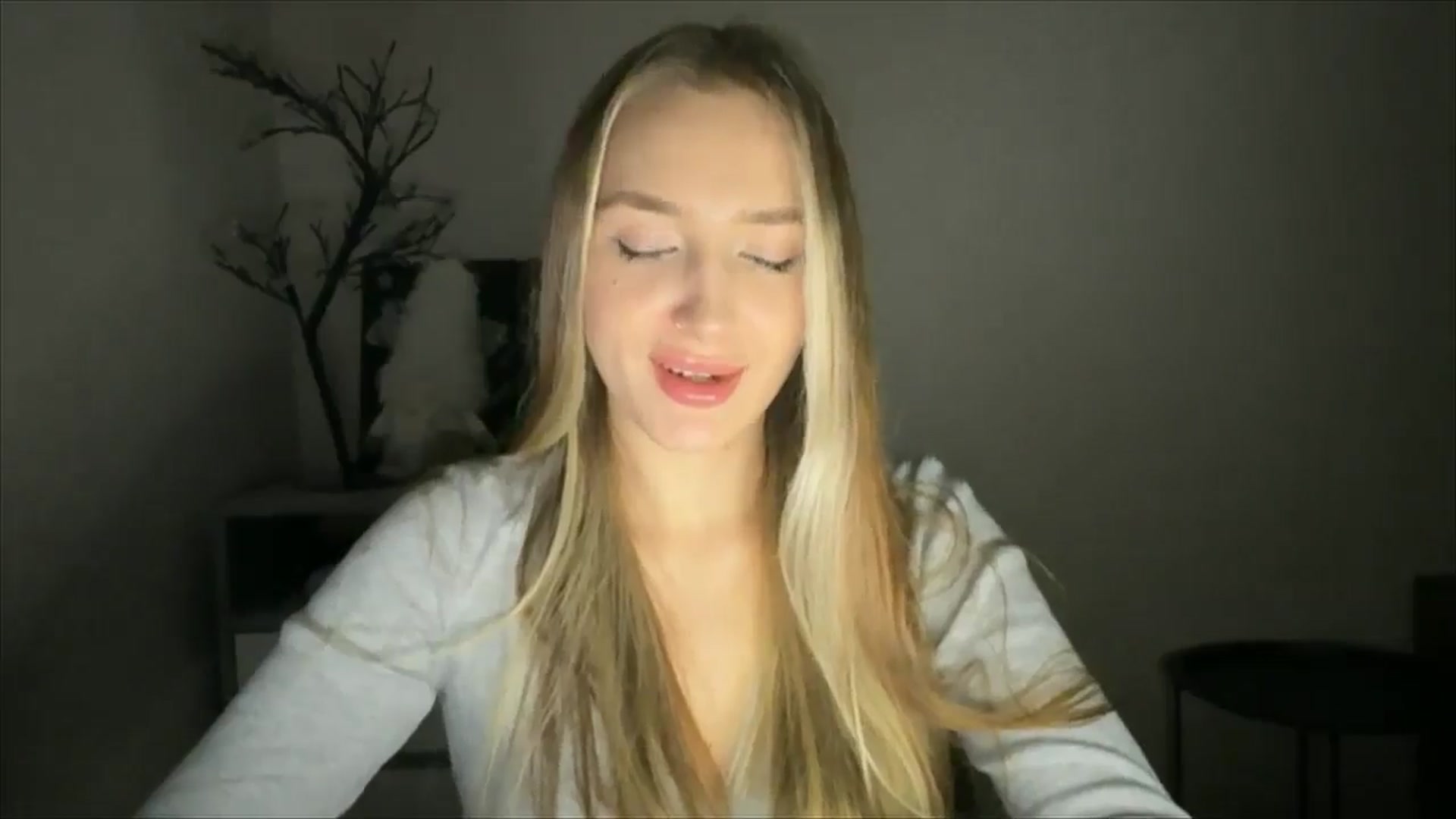 My_Diana video thumbnail