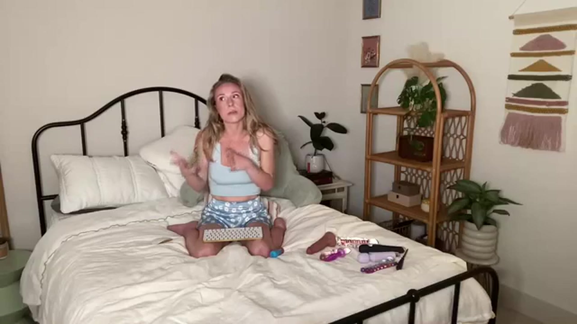 ZoeyLee94 video thumbnail