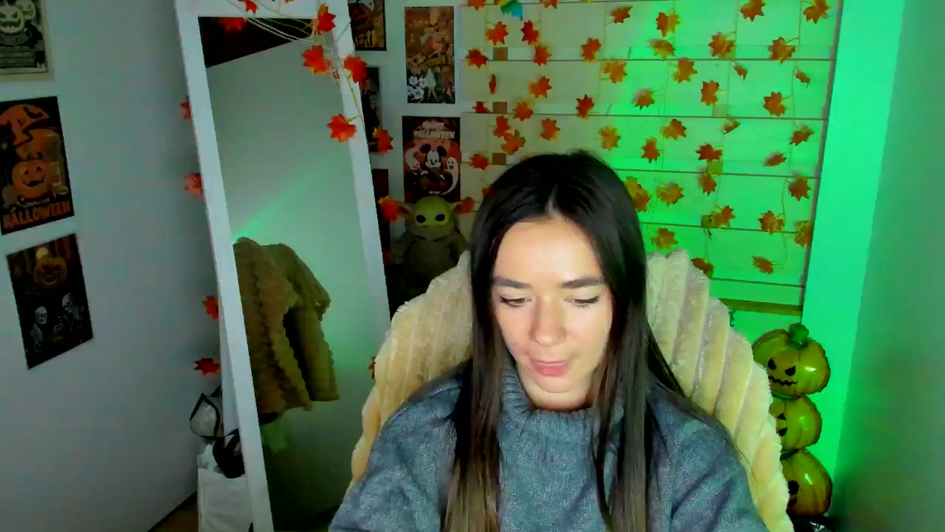 KiraLove video thumbnail