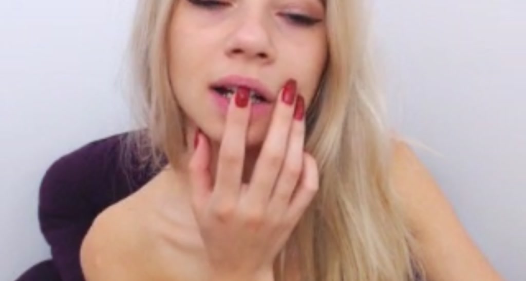 Molly_G video thumbnail