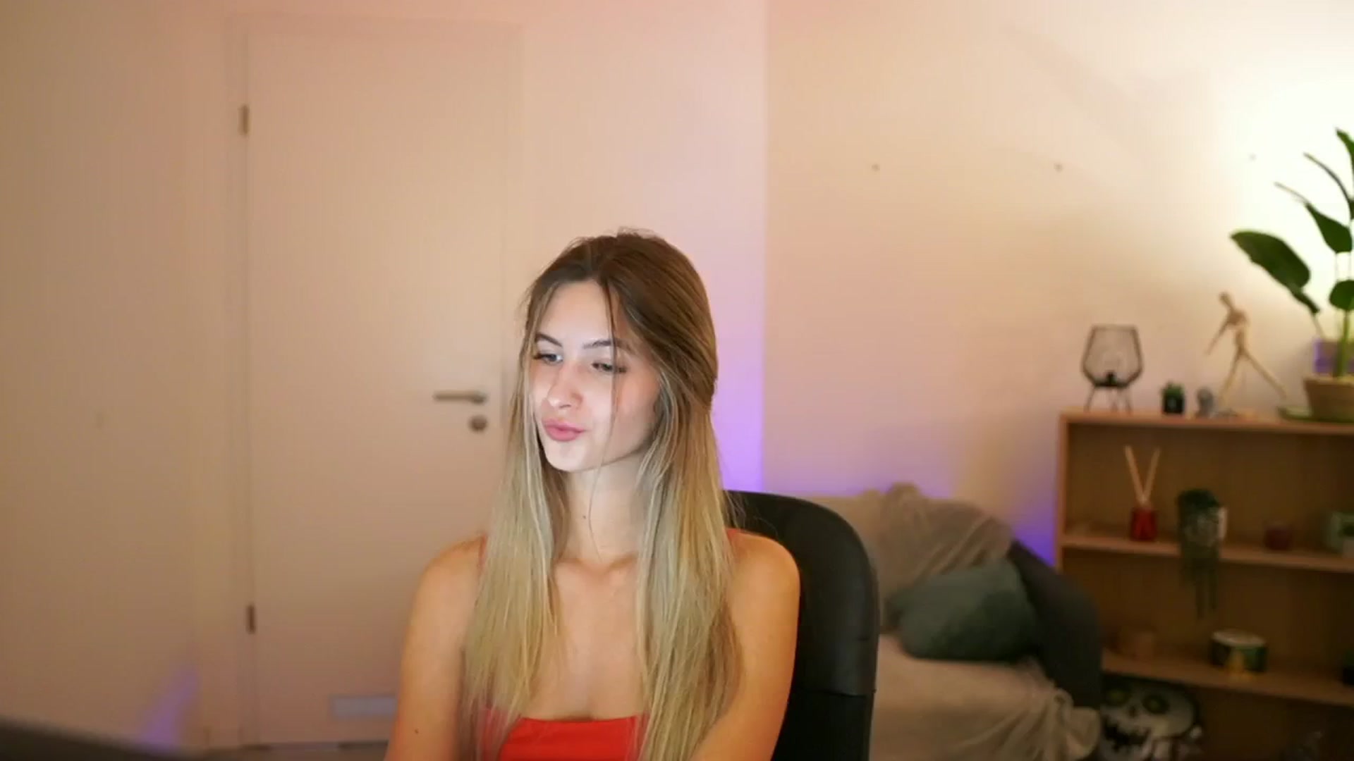 CuteGirl_18 video thumbnail