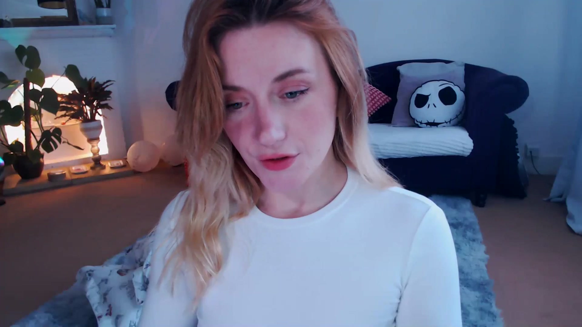 xDaisyx video thumbnail