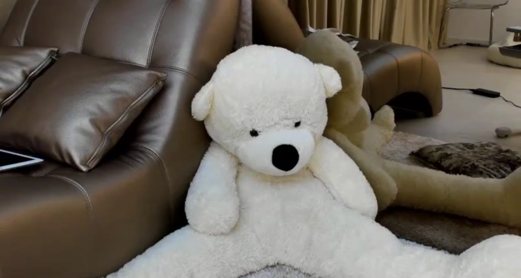 Allesia_ video thumbnail